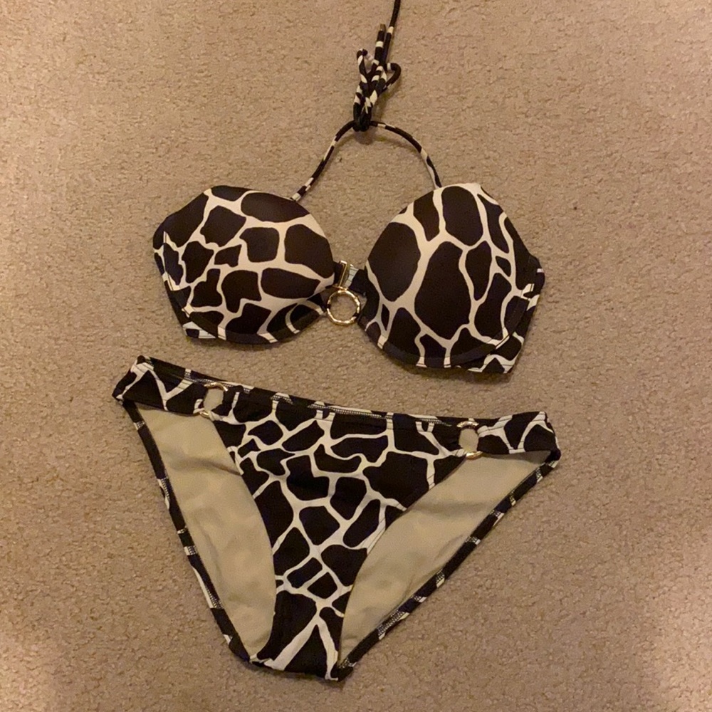Victoria secret animal print bikini 36c, small